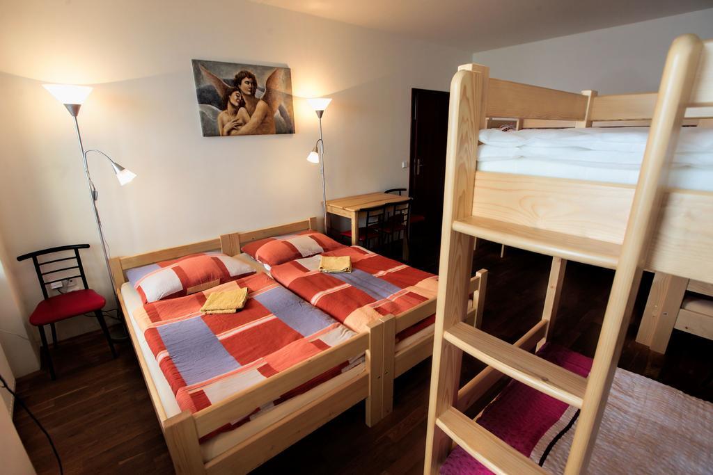 Hostel Singer Pub Чешка Будьовица Стая снимка